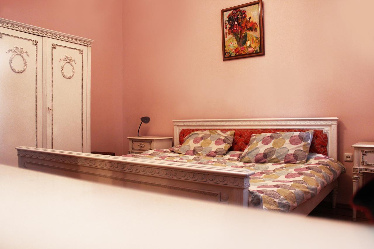 Vivid 2 Bedroom Apt. Erevan Esterno foto